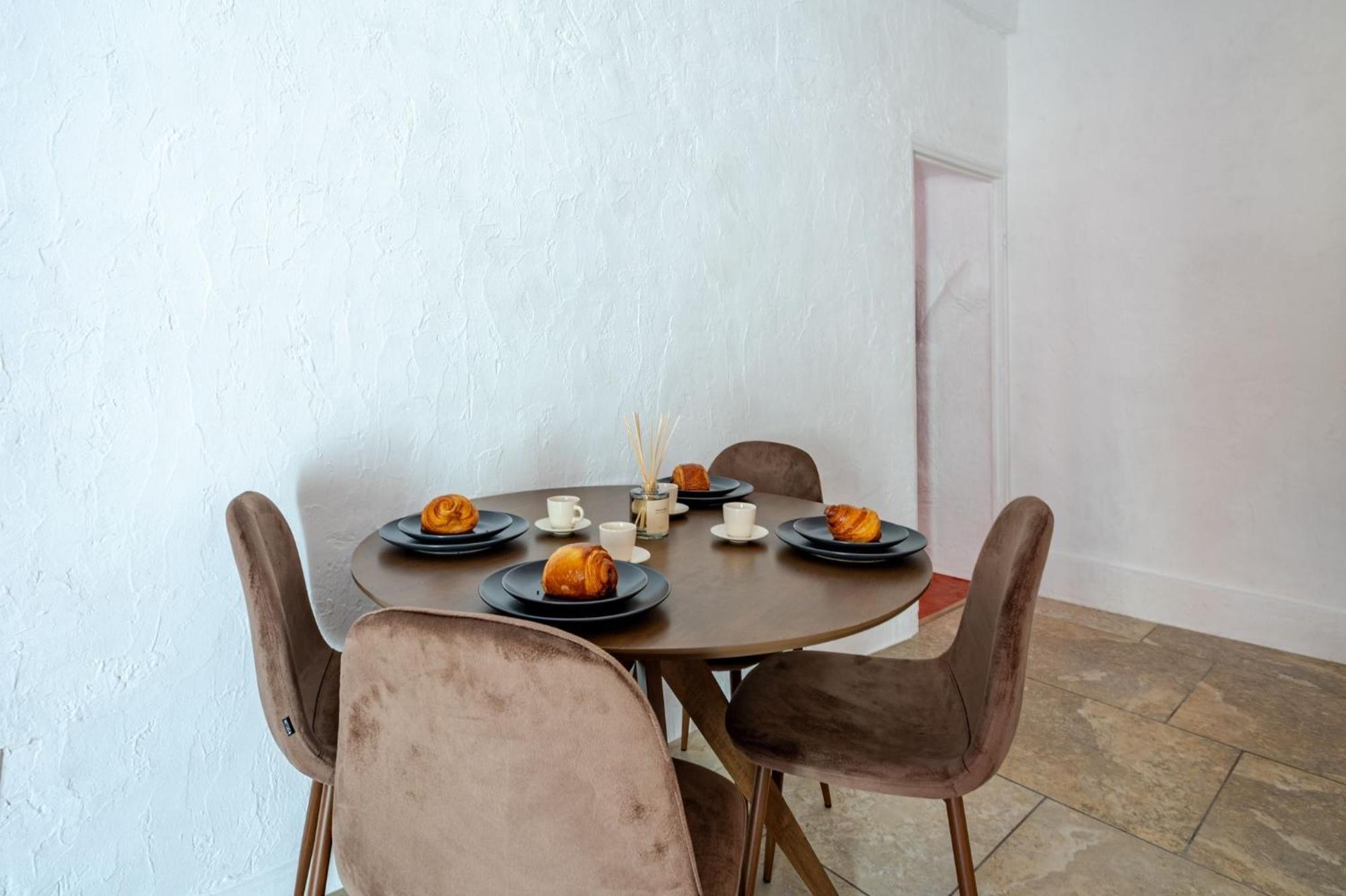 Charmant Appartement 2P Au Coeur Du Vieux 尼斯 外观 照片