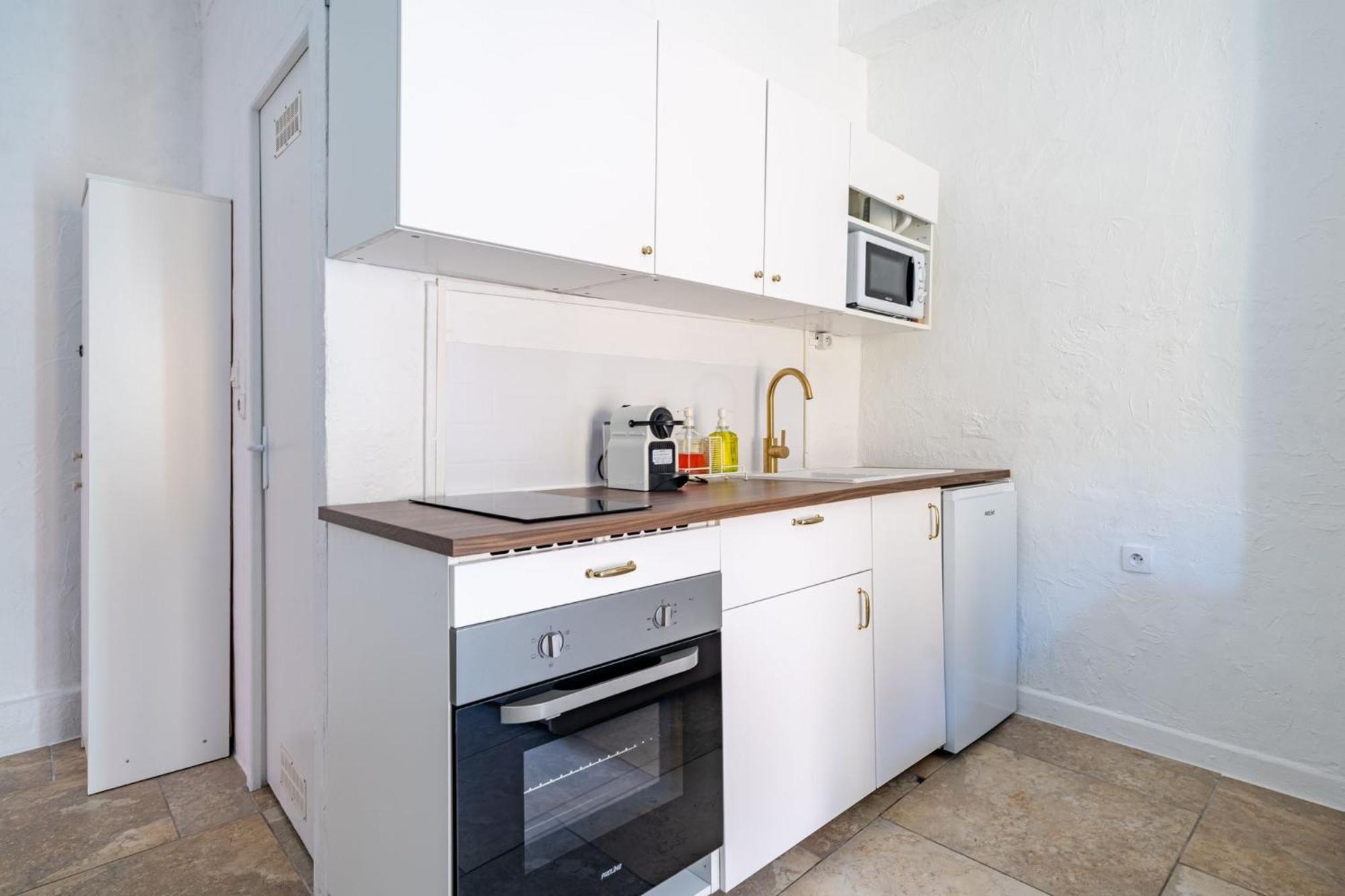 Charmant Appartement 2P Au Coeur Du Vieux 尼斯 外观 照片